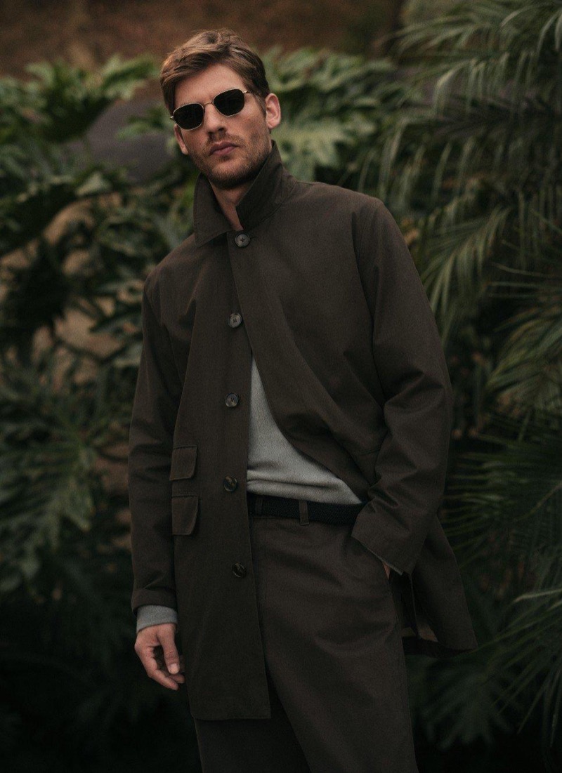 » Vince Pre-Fall 2025 Shapes Up at the Lautner Harpel House Vince Pre Fall 2025 002
