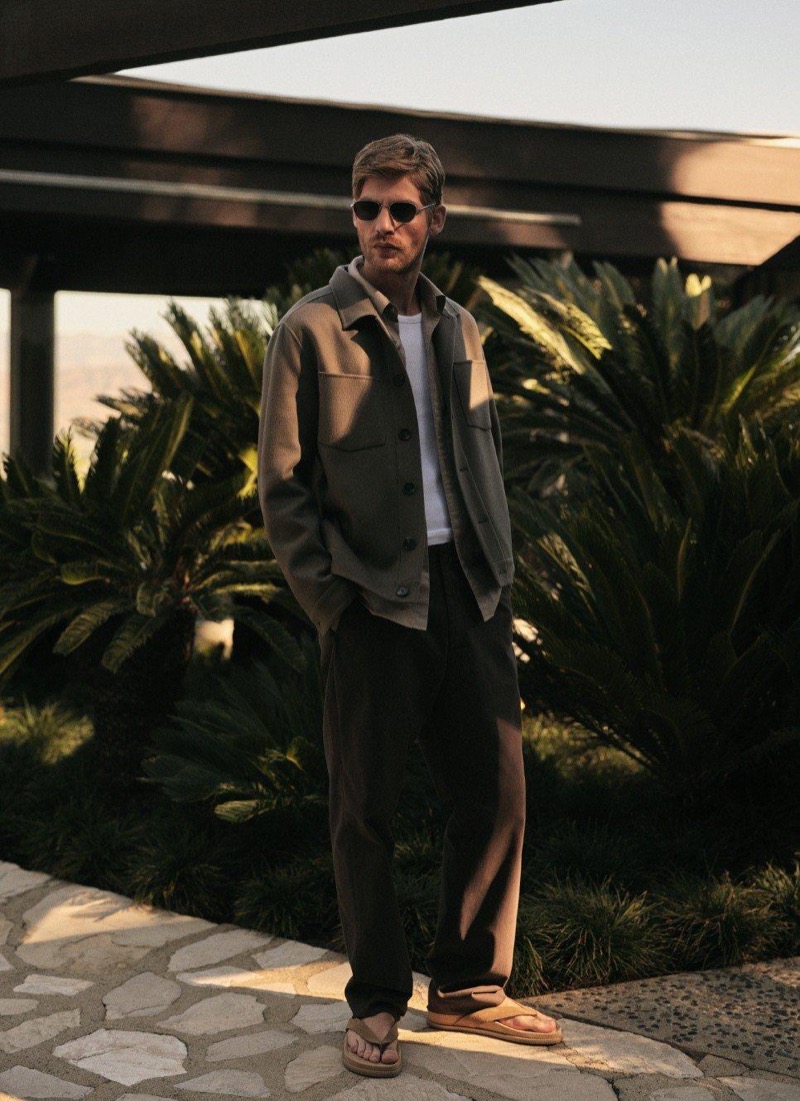 » Vince Pre-Fall 2025 Shapes Up at the Lautner Harpel House Vince Pre Fall 2025 003