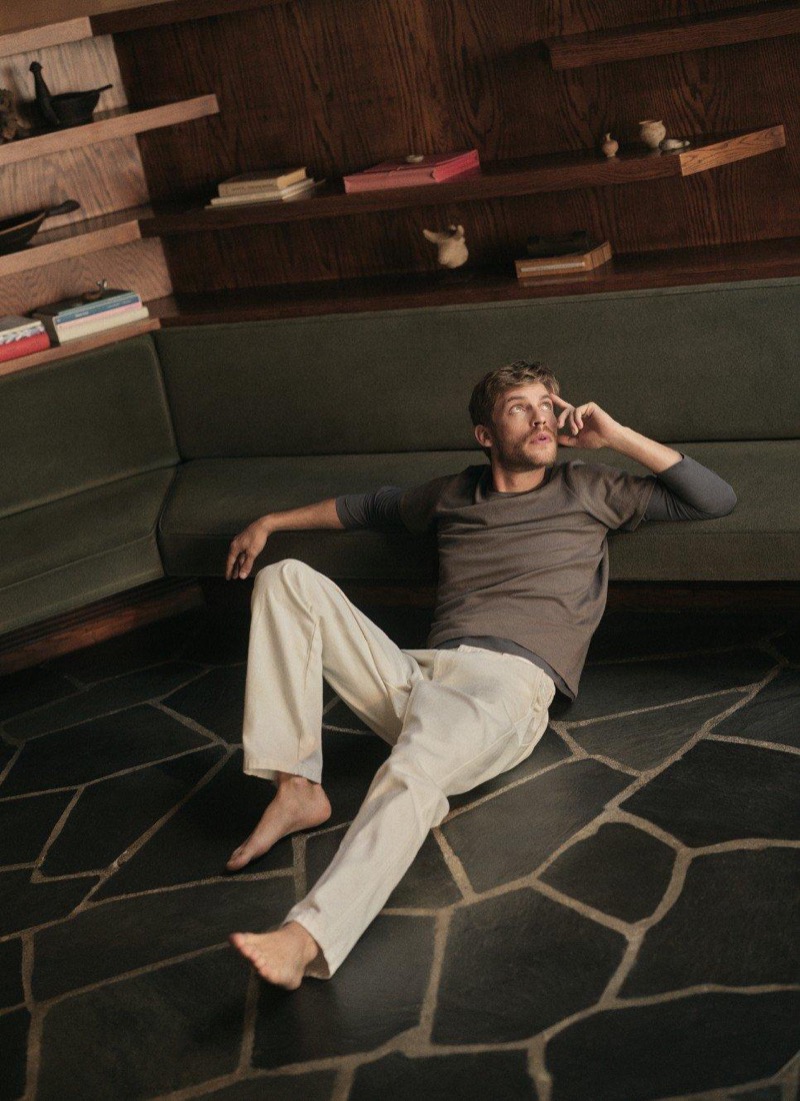 » Vince Pre-Fall 2025 Shapes Up at the Lautner Harpel House Vince Pre Fall 2025 008