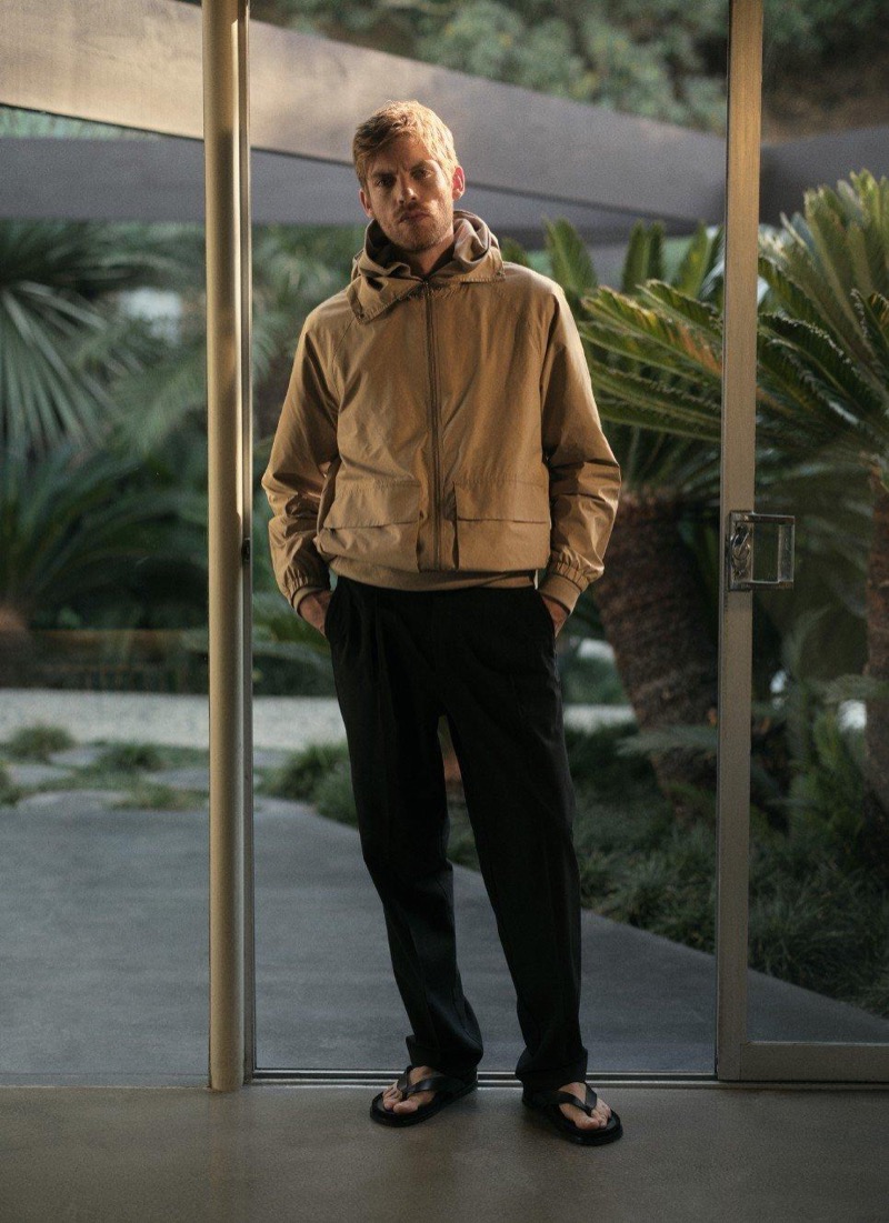 » Vince Pre-Fall 2025 Shapes Up at the Lautner Harpel House Vince Pre Fall 2025 014