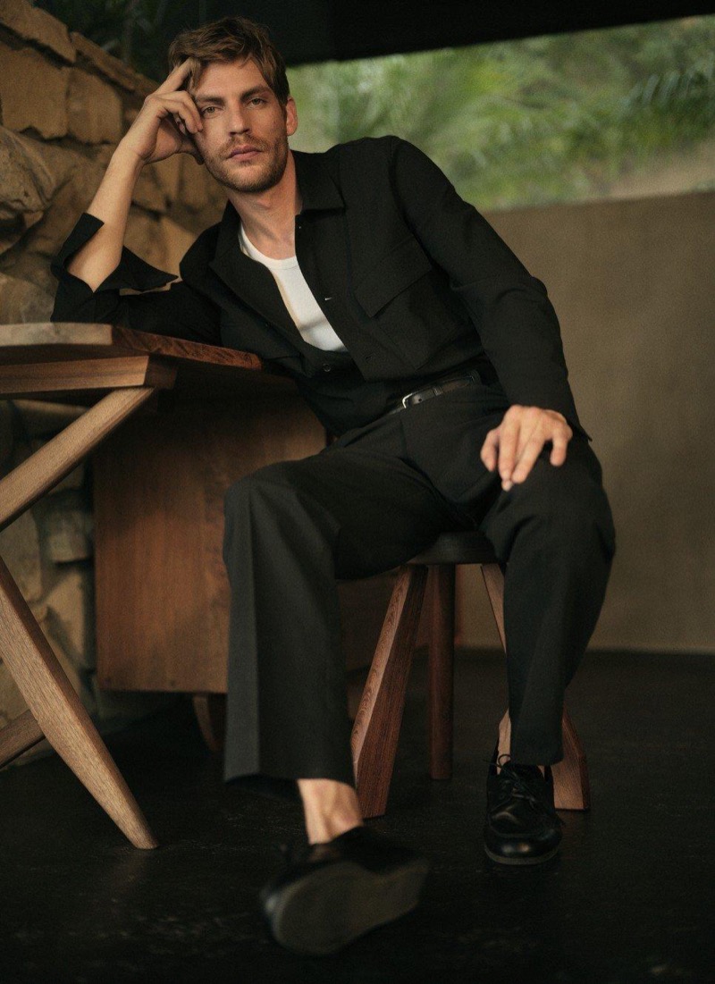 » Vince Pre-Fall 2025 Shapes Up at the Lautner Harpel House Vince Pre Fall 2025 015