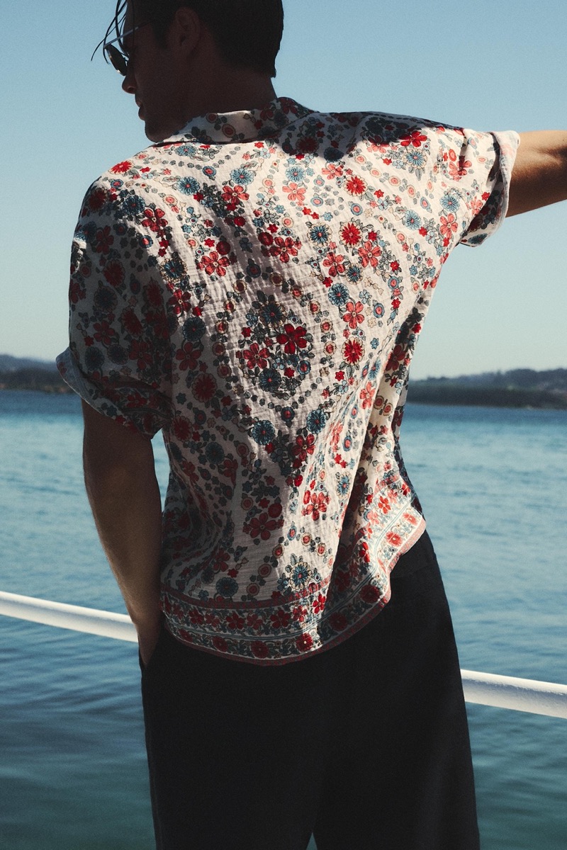 » Zara Captures a Summer Mood with Vacation-Ready Shirts Zara Summer Edit 2025 Men 001