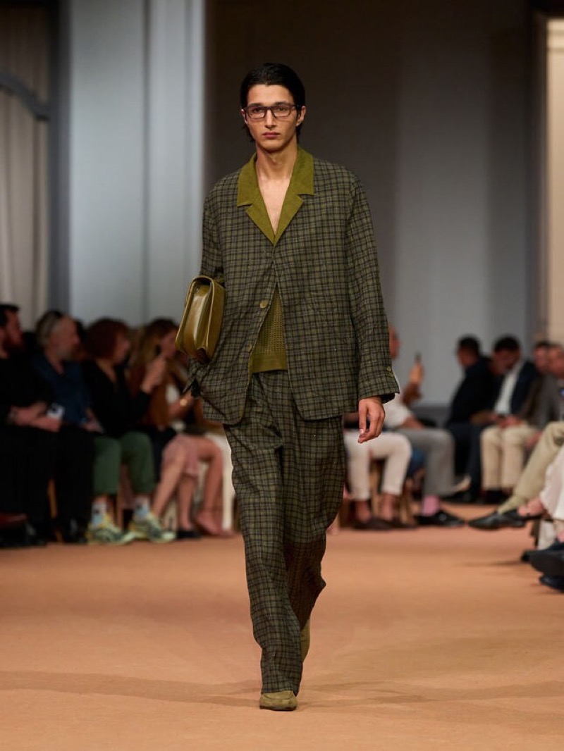 » Zegna Summer 2026 Sets a Slower Pace for Tailored Dressing Zegna Summer 2026 Collection 023