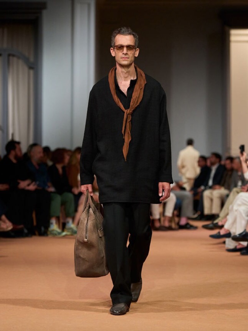 » Zegna Summer 2026 Sets a Slower Pace for Tailored Dressing Zegna Summer 2026 Collection 032
