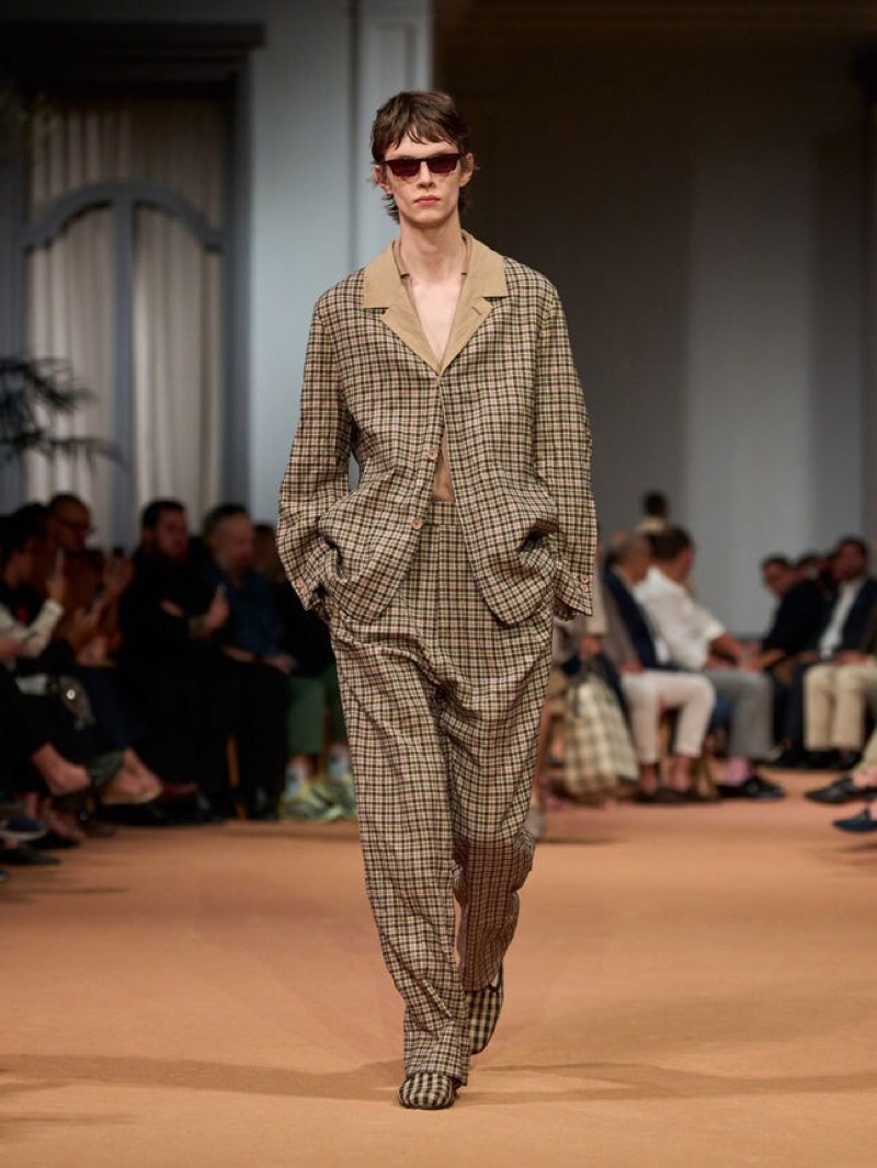 » Zegna Summer 2026 Sets a Slower Pace for Tailored Dressing Zegna Summer 2026 Collection 043