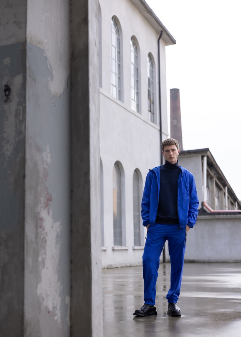» Bikkembergs Fall 2025 Frames Utility, Texture & Grip Bikkembergs Fall Winter 2025 003