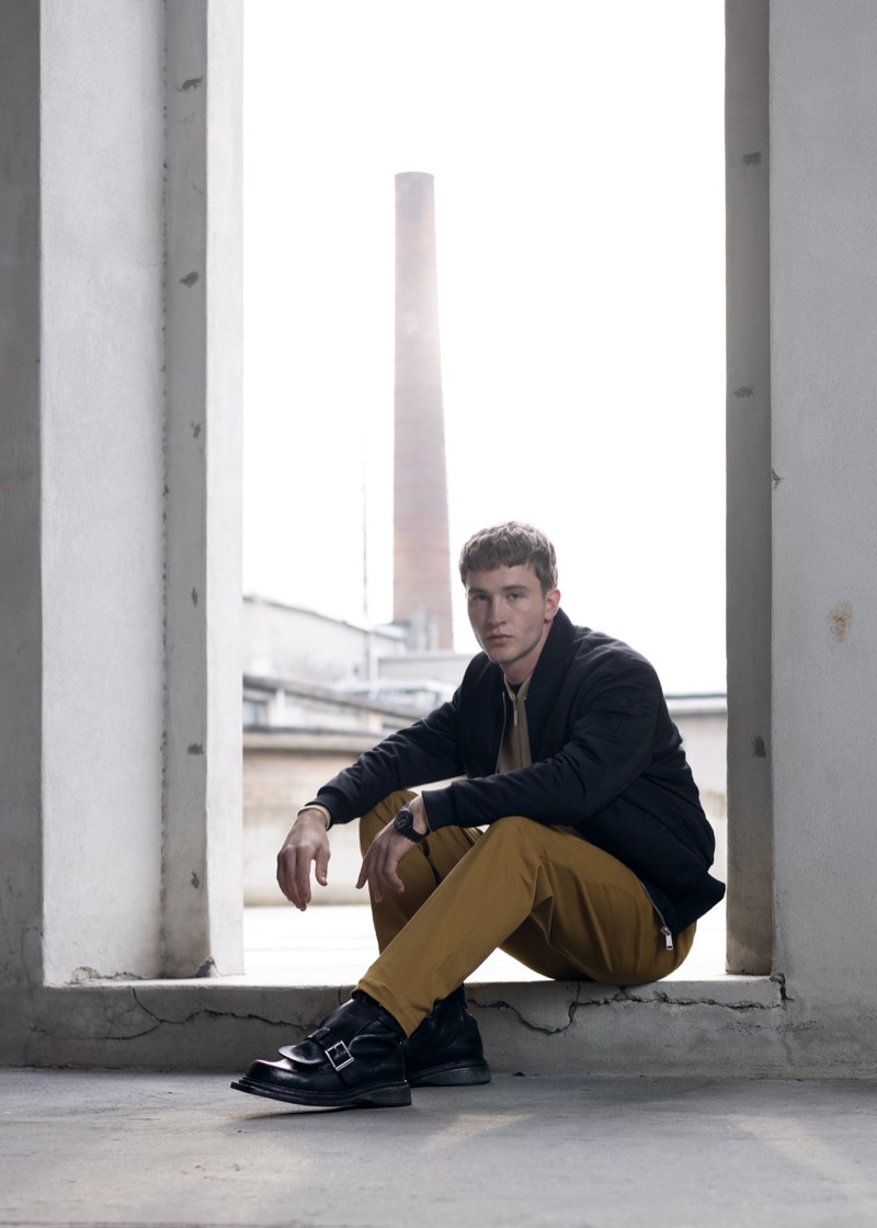 » Bikkembergs Fall 2025 Frames Utility, Texture & Grip Bikkembergs Fall Winter 2025 009