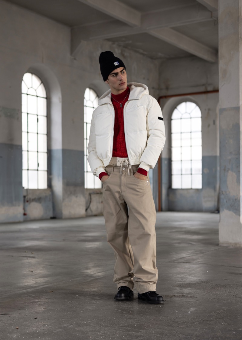 » Bikkembergs Fall 2025 Frames Utility, Texture & Grip Bikkembergs Fall Winter 2025 010