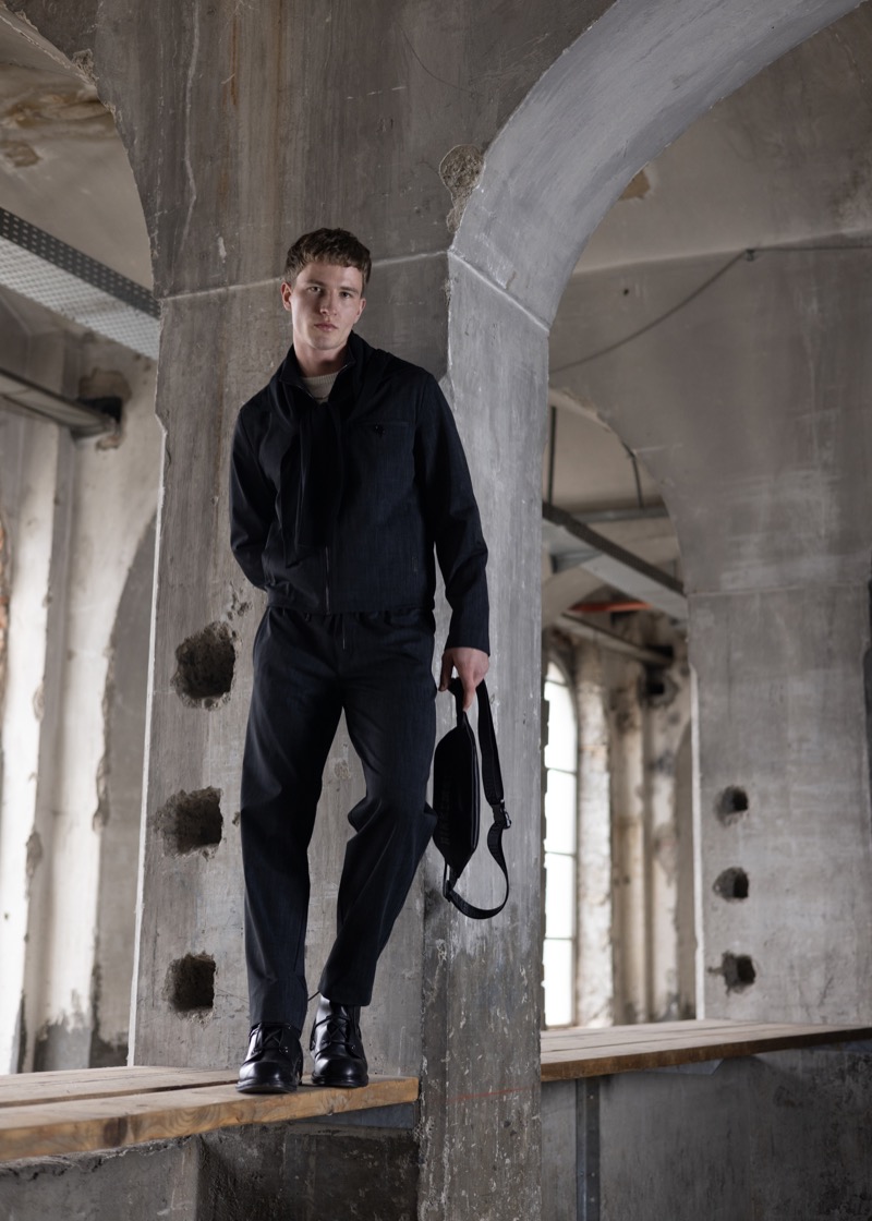 » Bikkembergs Fall 2025 Frames Utility, Texture & Grip Bikkembergs Fall Winter 2025 016