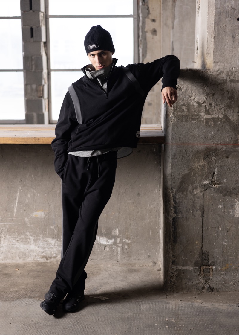» Bikkembergs Fall 2025 Frames Utility, Texture & Grip Bikkembergs Fall Winter 2025 017