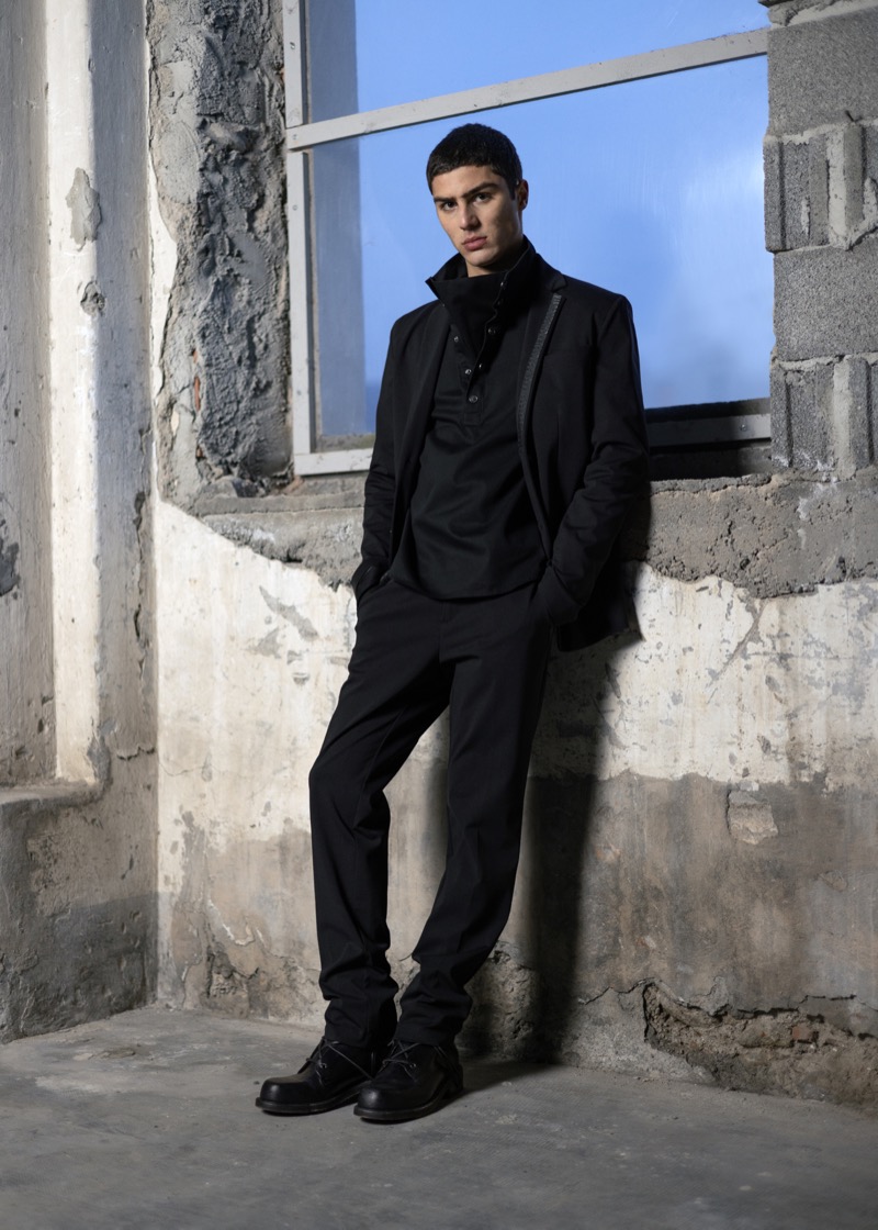 » Bikkembergs Fall 2025 Frames Utility, Texture & Grip Bikkembergs Fall Winter 2025 022