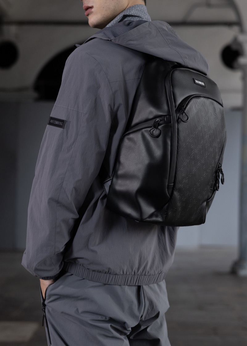 » Bikkembergs Fall 2025 Frames Utility, Texture & Grip Bikkembergs Fall Winter 2025 033