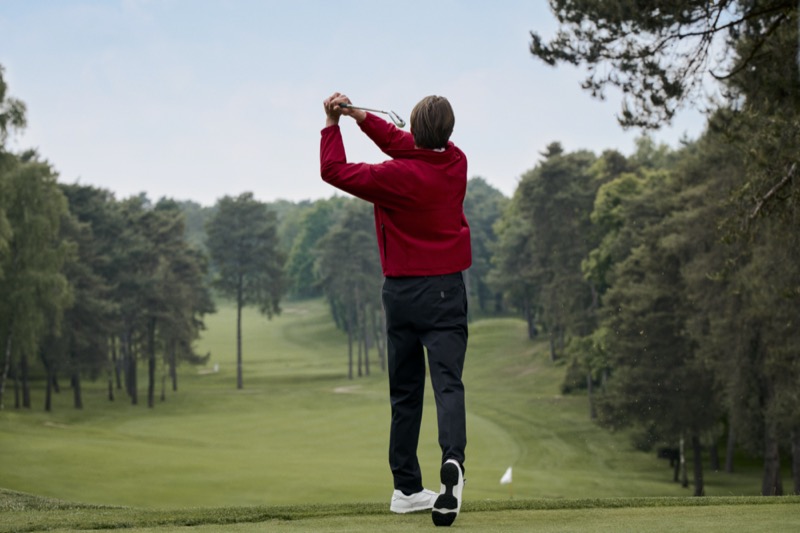 » Brioni's Fall 2025 Golf Capsule Targets the 19th Hole Brioni Fall Winter 2025 Golf Capsule 003