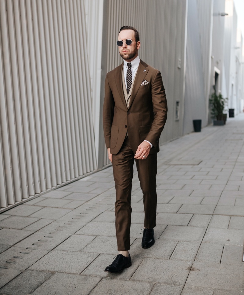 Brown Suit » Suit Colors Explained: From Classic Neutrals to Bold Options Brown Suit
