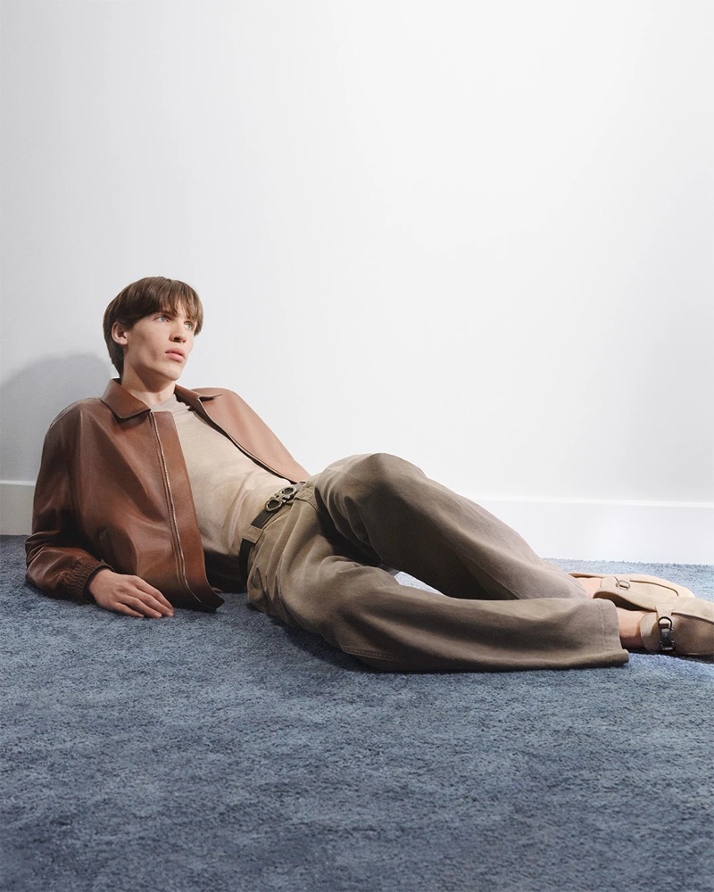 » Ferragamo Pre-Fall 2025 Leans into Luxe Ease Ferragamo Pre Fall 2025 001
