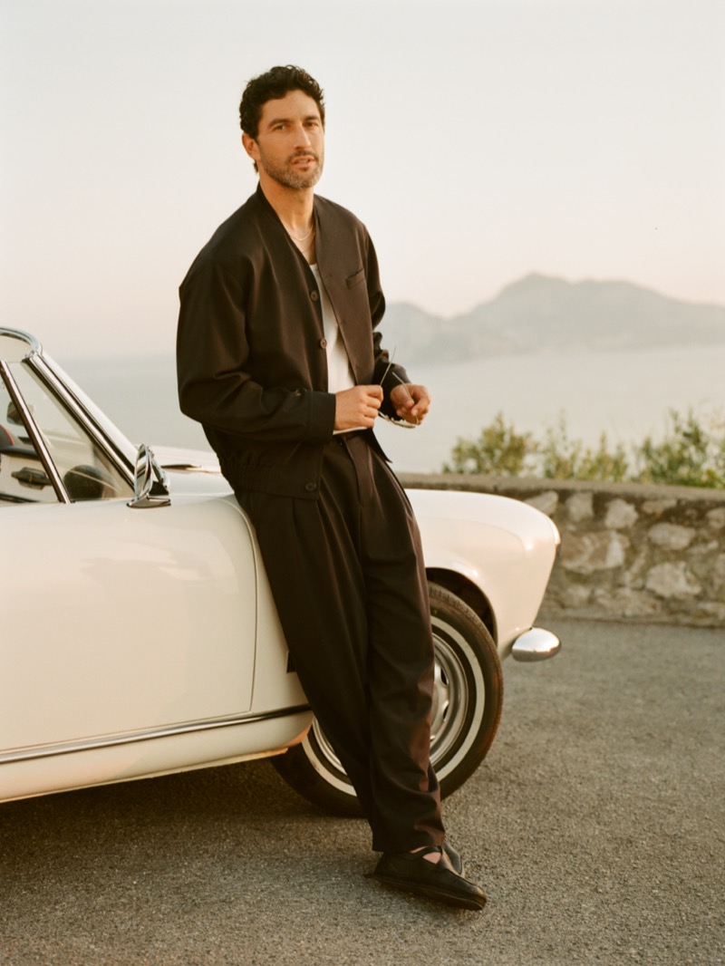 Noah Mills wears a look from the new Giorgio Armani x Kith Estate collection. » Giorgio Armani x Kith Set the Mood with Estate Collection Noah Mills wears a look from the new Giorgio Armani x Kith Estate collection.