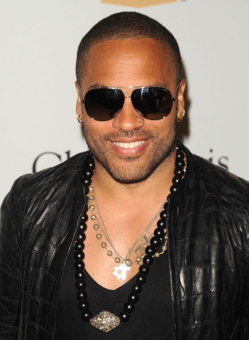 Lenny Kravitz buzz cut