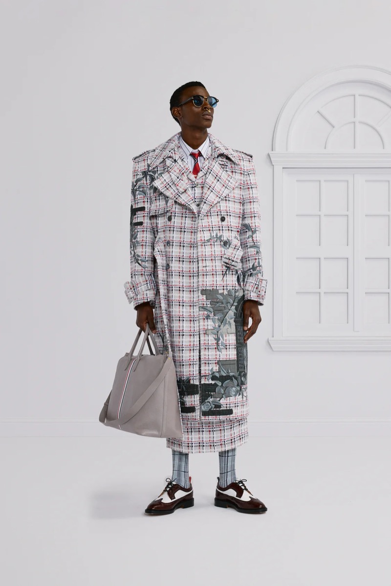 » Thom Browne Spring 2026 Marches to Its Own Rulebook Thom Browne Spring 2026 001
