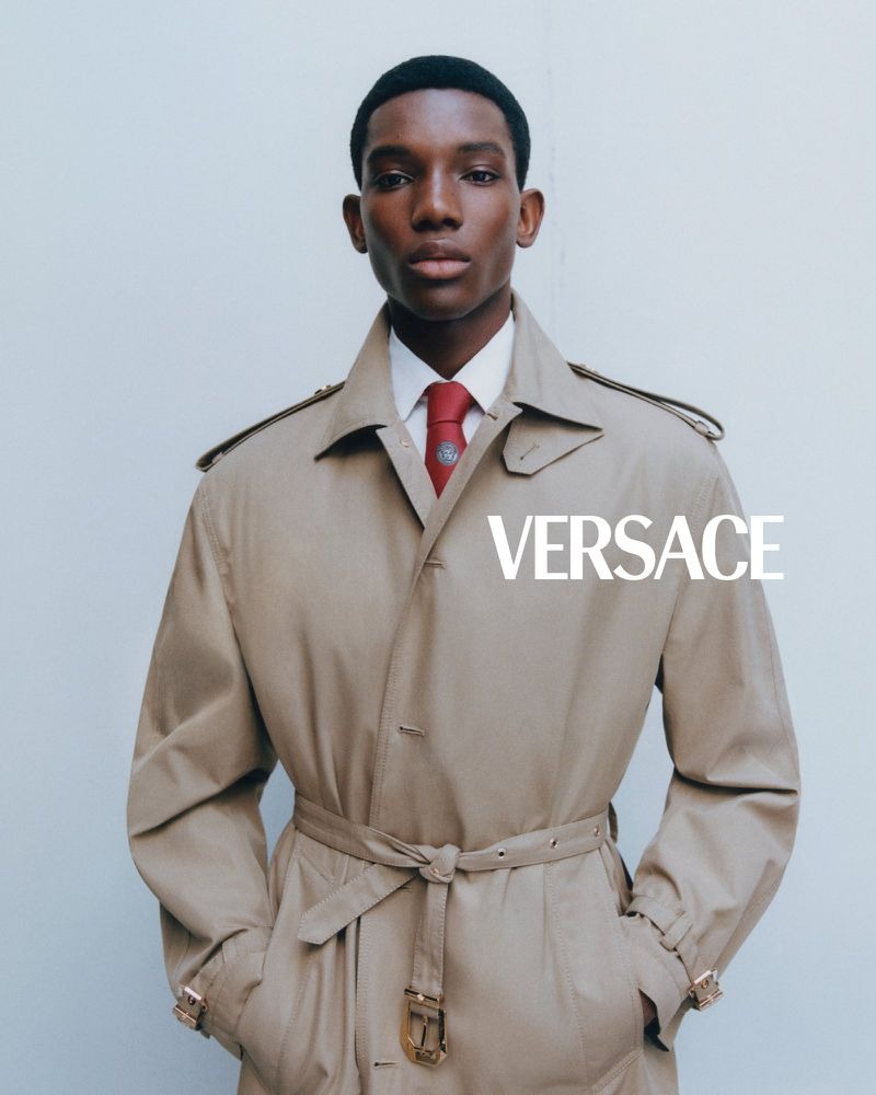 » Versace Fall 2025 Reasserts Its Codes Through Restraint Versace Fall 2025 007