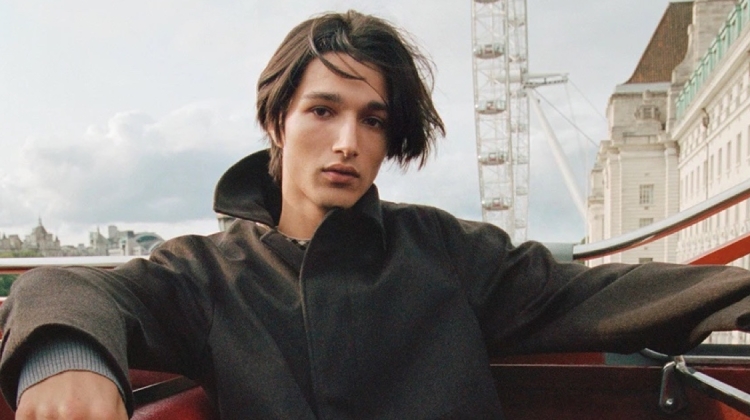Burberry Takes Fall 2025 to London’s Top Deck