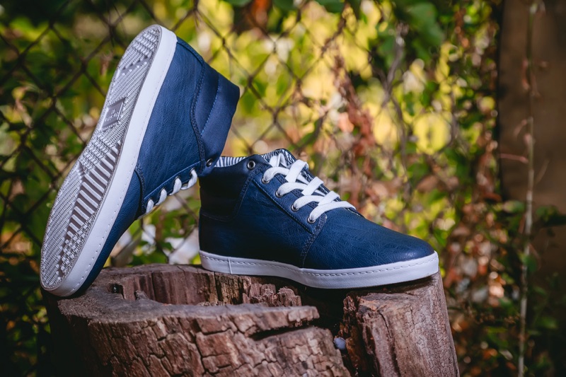 Mens sneakers