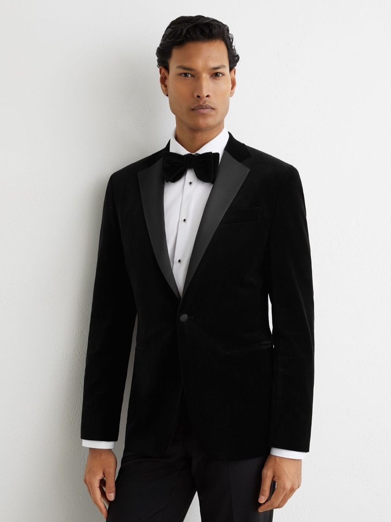 Reiss Velvet Single Breasted Blazer Classic Fit Black