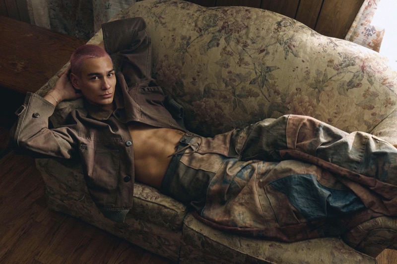 Evan Mock 2025 Esquire Vietnam