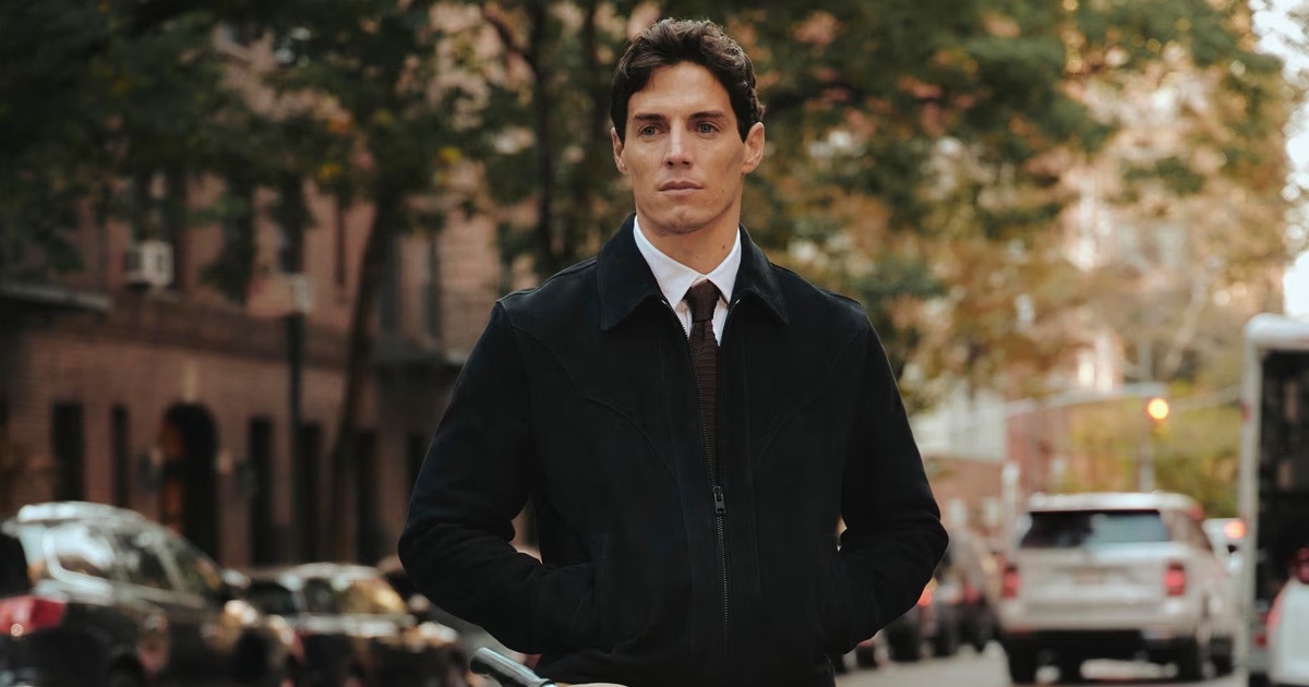 Banana Republic Moves Beyond the 9-to-5 with Versatile Workwear