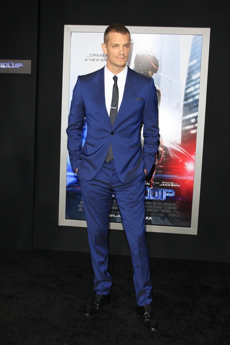 Joel Kinnaman Height