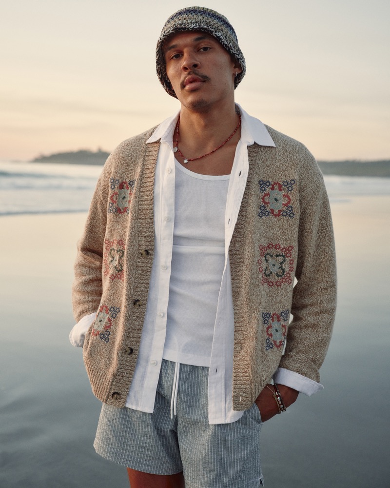 Abercrombie & Fitch Floral Embroidered Cardigan