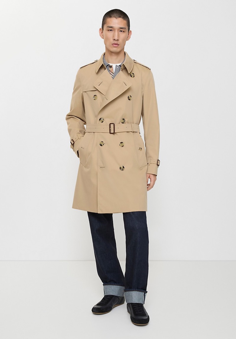 Burberry Mid length Kensington Heritage Trench Coat Model