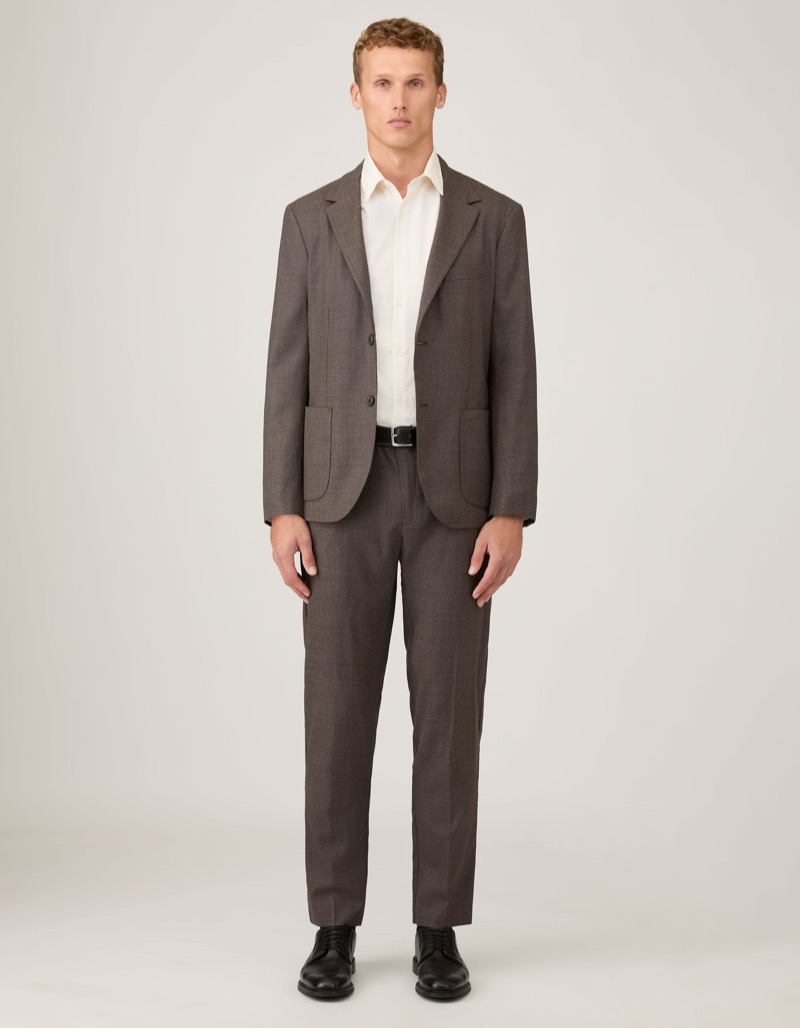Sunspel Lightweight Travel Wool Blazer Model