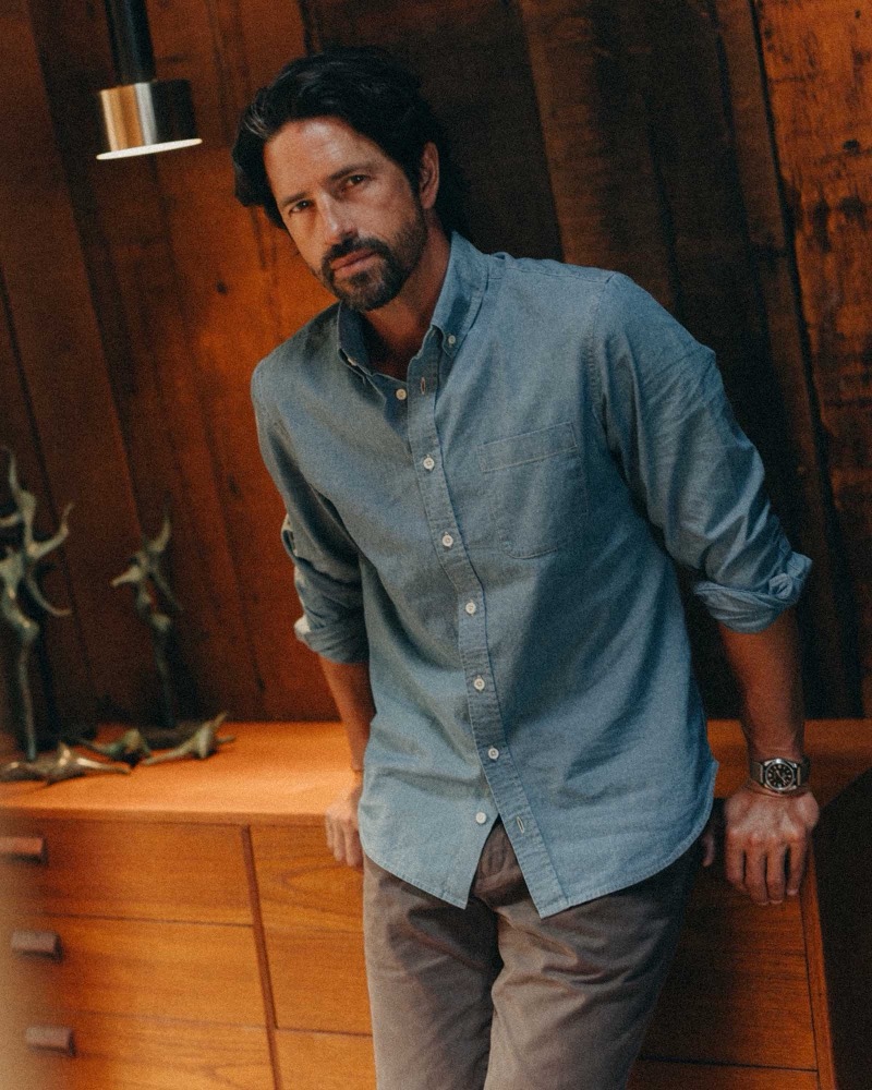 Taylor Stitch The Jack Chambray Shirt Model