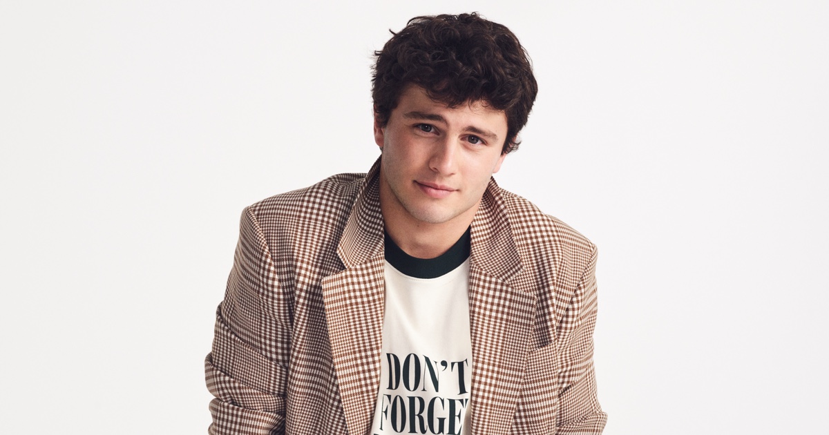 João Neves Leads Ami Paris into Spring 2026