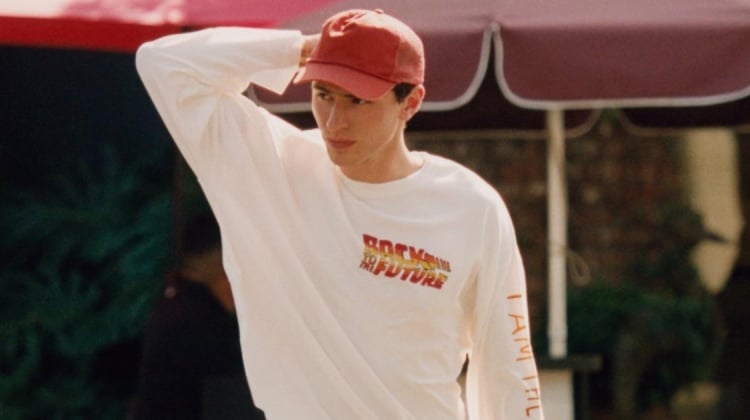 Zara & Dylan’s T-Shirt Club Go Off-Duty in LA