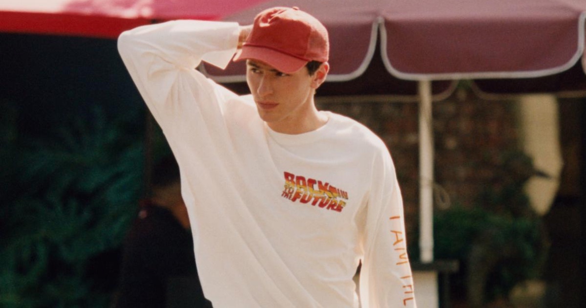 Zara & Dylan’s T-Shirt Club Go Off-Duty in LA