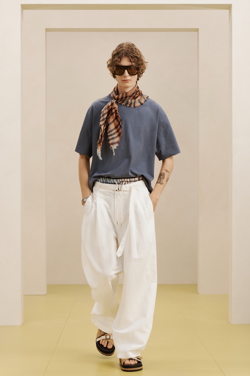 Zara SRPLS summer 2026 faded blue oversized T-shirt with white wide-leg drawstring trousers and a brown plaid neck scarf