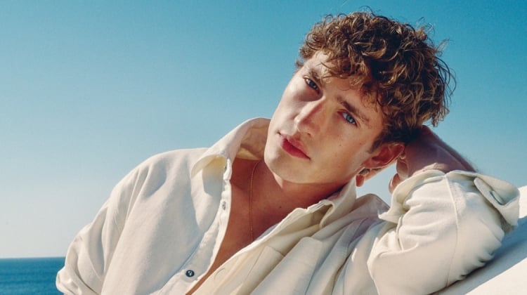 Ami d’Été Captures the Spirit of a French Summer