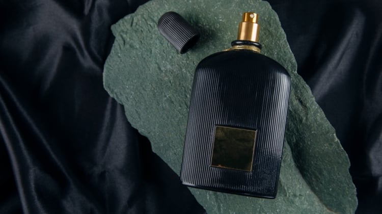 What Makes a Men’s Cologne Smell Luxurious