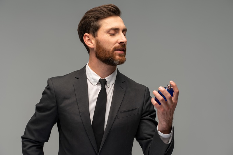 Suit looking fragrance