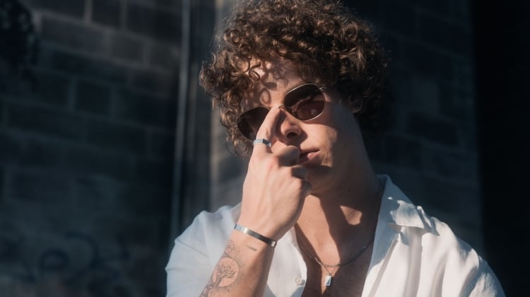 The Best Bracelet Metals for Men, Ranked by Daily Wear