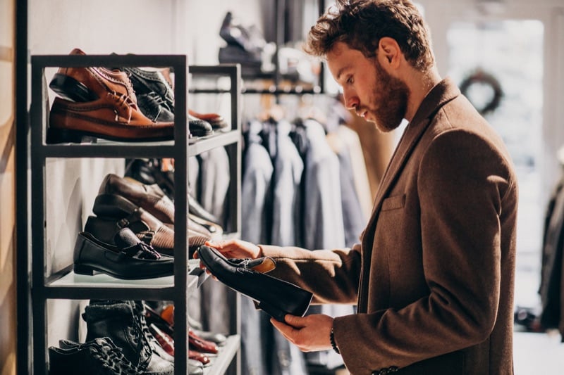 Custom and ready-made shoes offer different levels of fit.