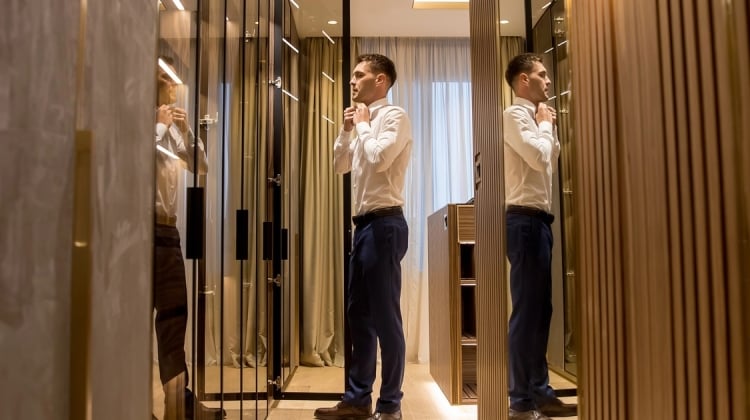 How to Design a Custom Wardrobe Around the Way You Dress