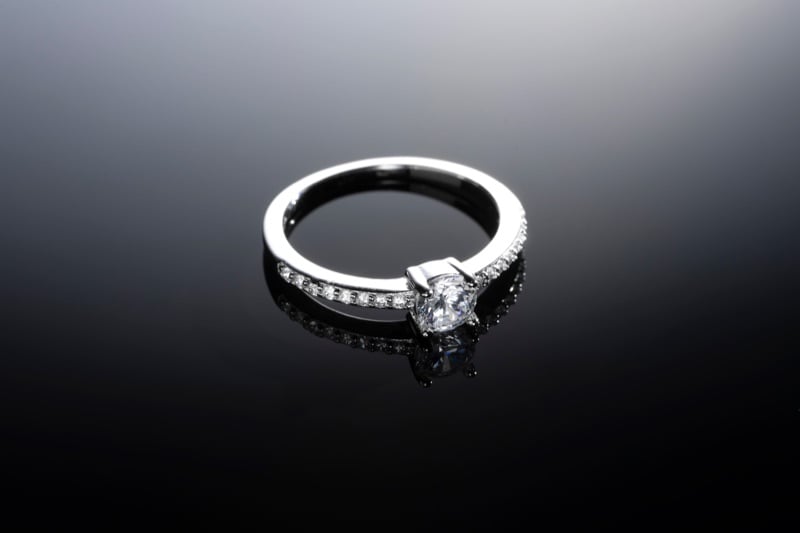 Diamonds ring