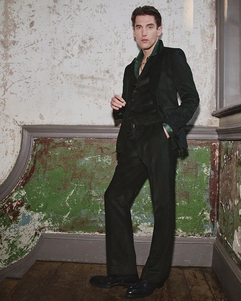 Anatol Modzelewski wears the dark Dawson corduroy jacket with matching trousers for John Varvatos' fall-winter 2026 campaign