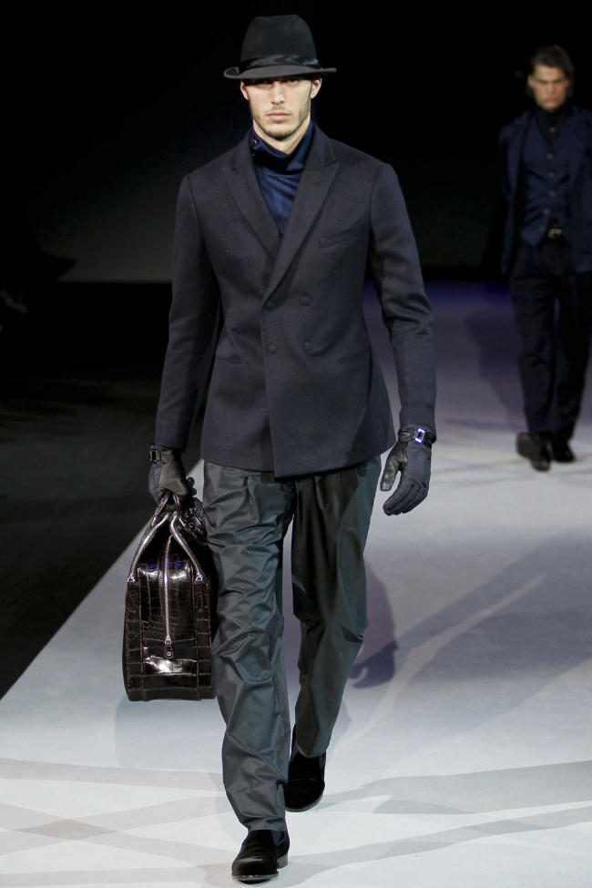 Giorgio Armani Fall 2011 | Milan Fashion Week – The Fashionisto