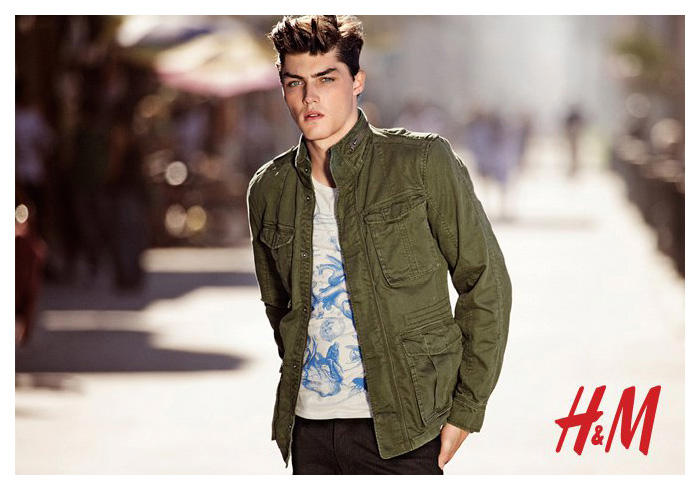 Weber by Andreas Kock for H&M Divided Urban Vibes – The