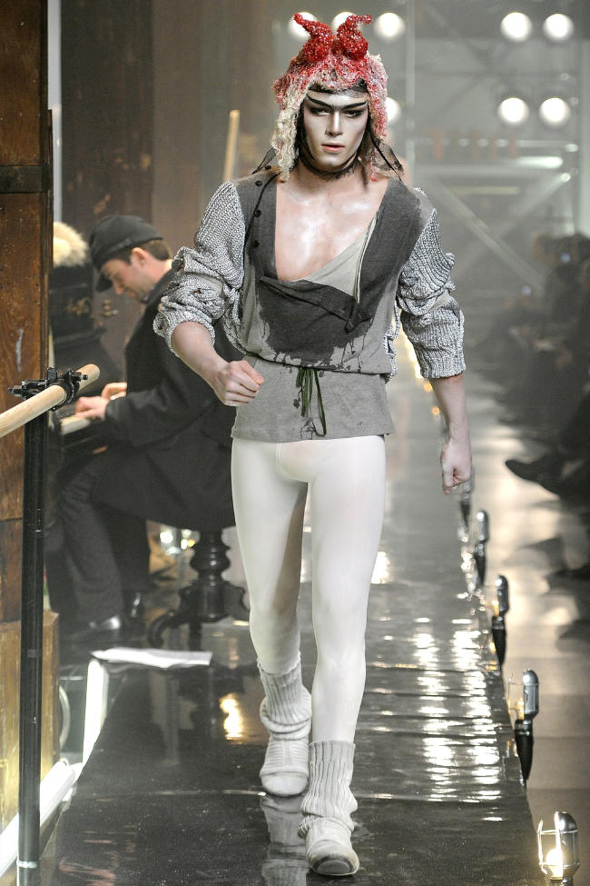 John Galliano Men's Fall 2011/12 Runway, Paris Menswear Fashion Week