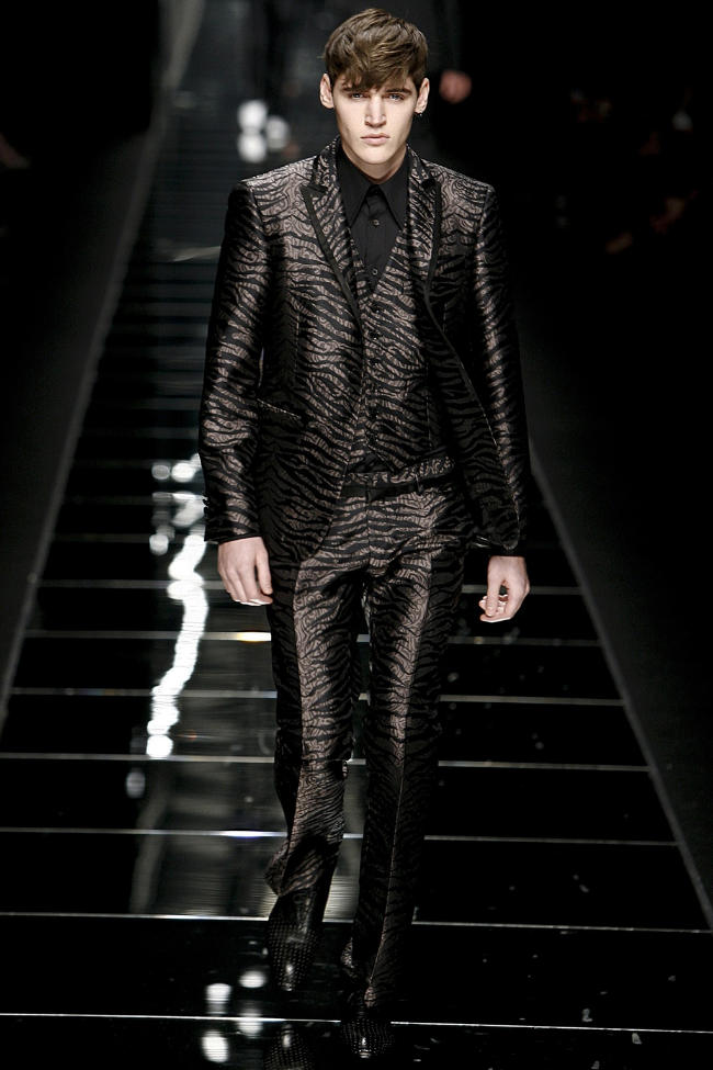 John Richmond Fall 2011 | Milan Fashion Week – The Fashionisto