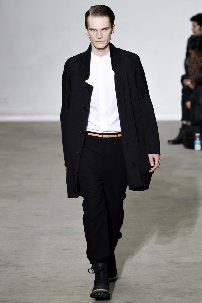 Kris Van Assche Fall 2011 | Paris Fashion Week – The Fashionisto